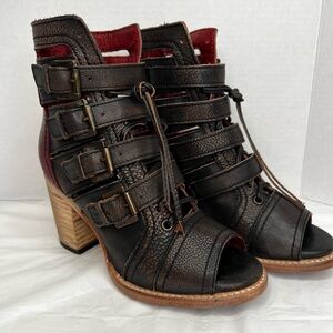 Freebird by Steven Black Leather Strappy Peep-Toe Heeled Boots with Red Lining